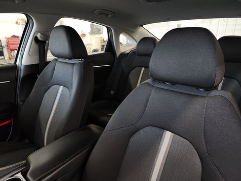 Used 2022 Hyundai Sonata SE image 18