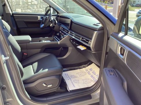 New 2026 Hyundai Santa Fe Limited image 18