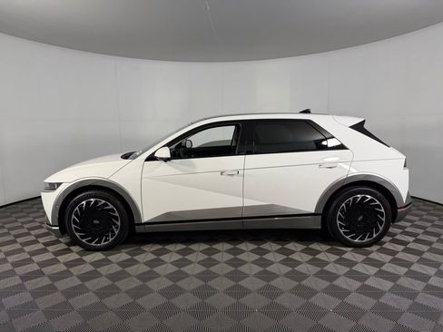 Used 2023 Hyundai Ioniq 5 Limited image 10
