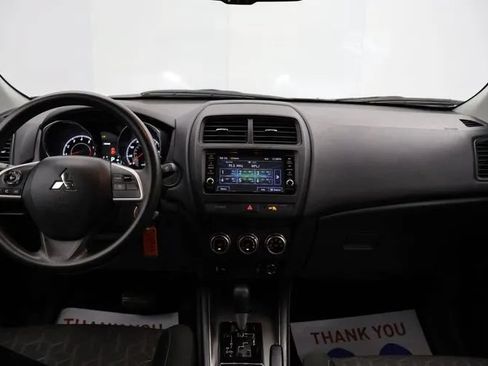 Used 2024 Mitsubishi Outlander Sport SE AWD/4WD image 19