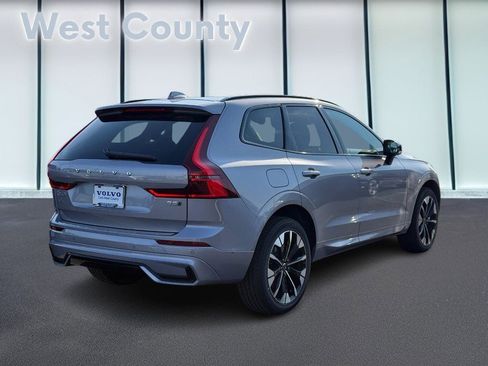 New 2026 Volvo XC60 B5 Plus w/ Protection Package Premier image 3