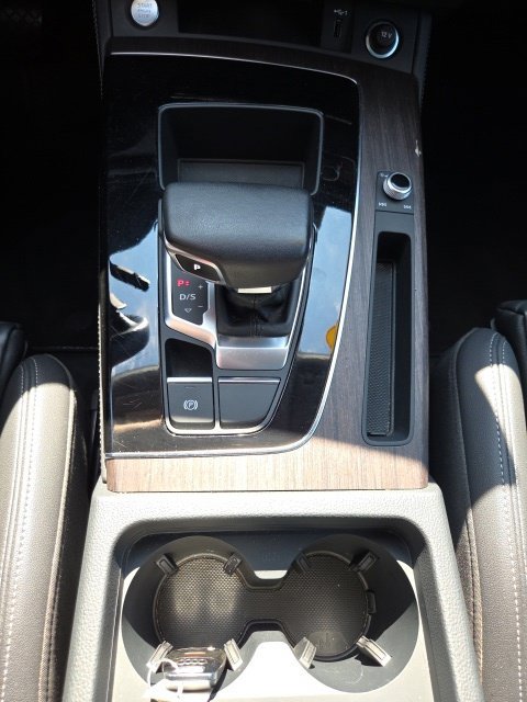 Used 2024 Audi Q5 2.0T Premium Plus AWD/4WD image 18