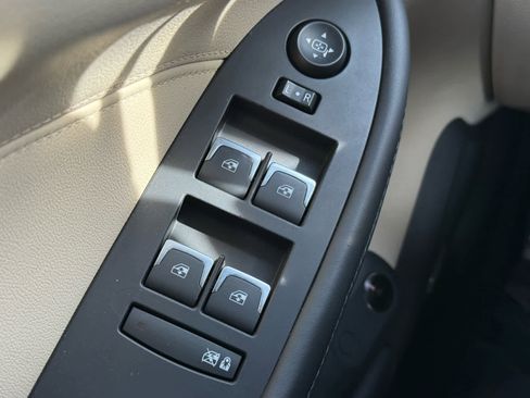 Used 2018 Cadillac CTS Luxury image 22