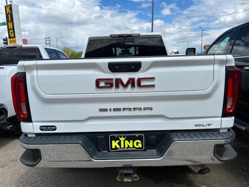 Used 2022 GMC Sierra 2500 SLT w/ SLT Convenience Package AWD/4WD image 4