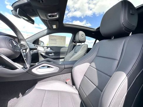 New 2026 Mercedes-Benz GLC 300 4MATIC image 19