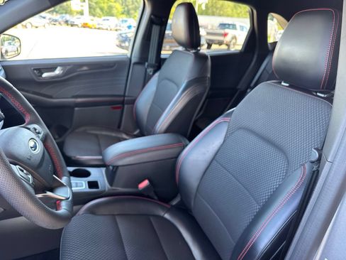 Certified 2023 Ford Escape ST-Line w/ Tech Pack #1 AWD/4WD image 23