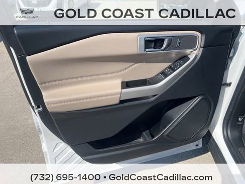 Used 2022 Ford Explorer XLT w/ Equipment Group 202A image 18