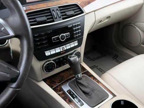 Used 2013 Mercedes-Benz C 300 4MATIC Sedan w/ Premium 1 Pkg image 32