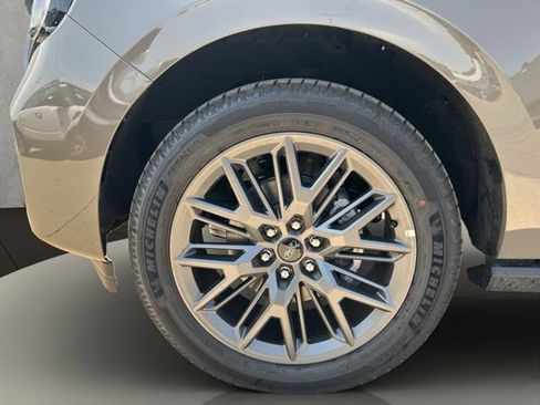 New 2027 Ford Expedition Max Platinum w/ Stealth Appearance Package AWD/4WD image 13