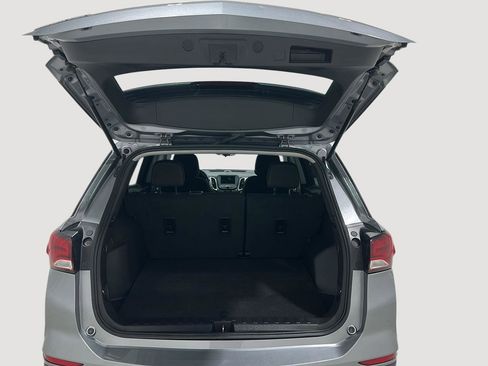 Used 2023 Chevrolet Equinox LS w/ LS Convenience Package image 24