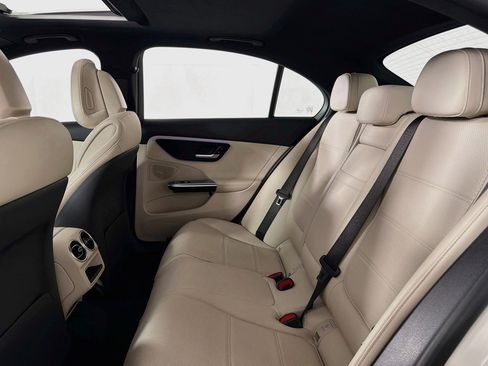 Certified 2024 Mercedes-Benz C 300 Sedan image 9