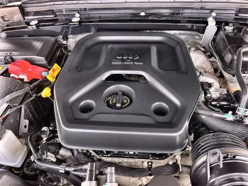 Used 2024 Jeep Wrangler Sport S w/ LED Headlamp & Fog Lamp Group image 10