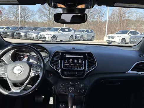 Used 2020 Jeep Cherokee High Altitude AWD/4WD image 30