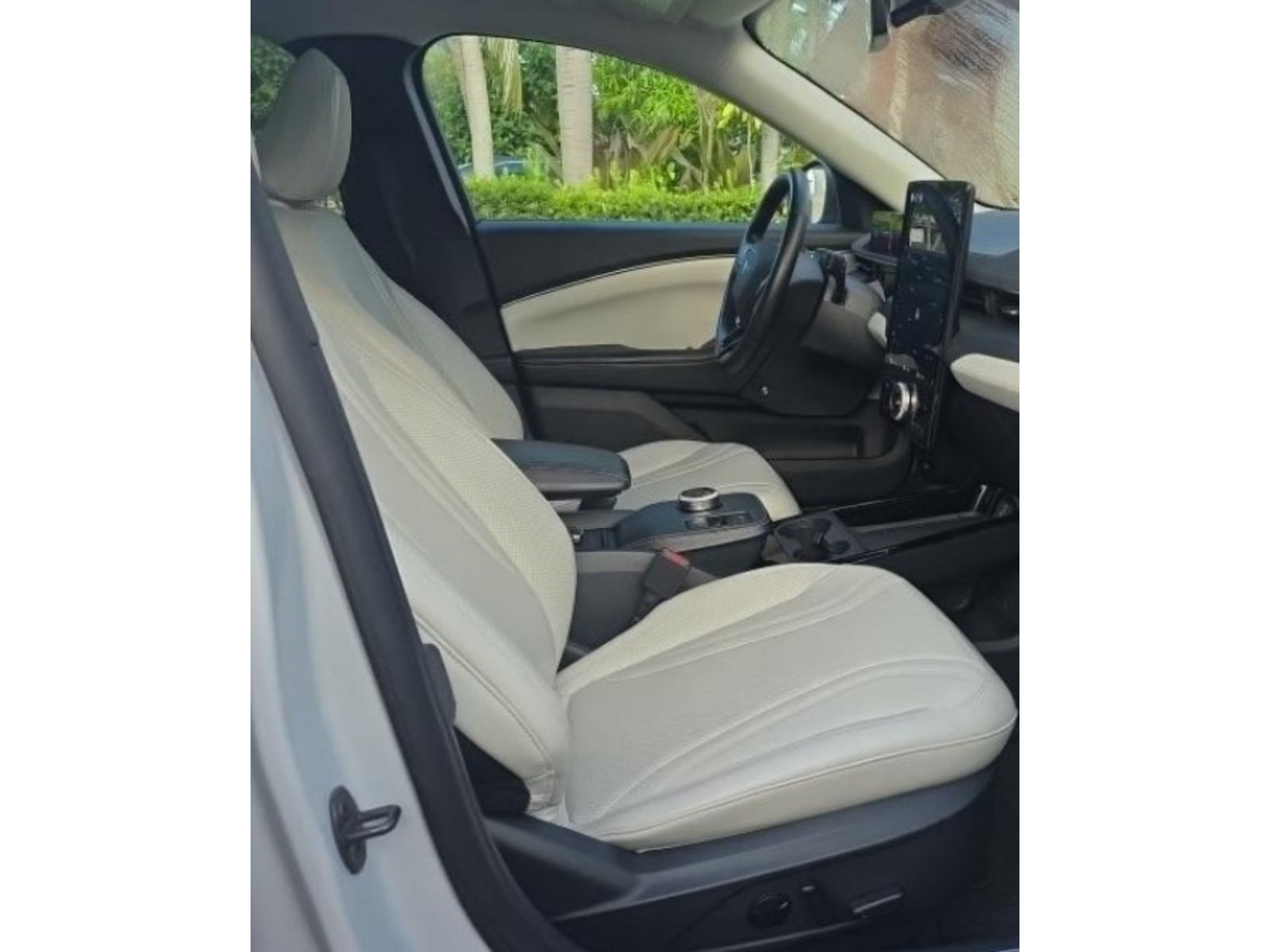 Used 2023 Ford Mustang Mach-E Premium RWD image 4