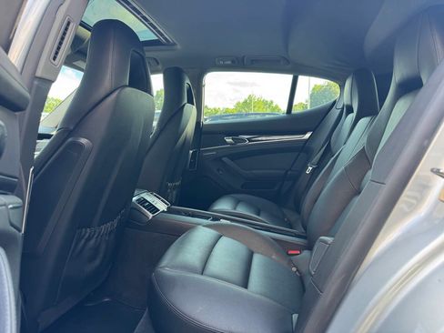 Used 2015 Porsche Panamera S RWD image 29