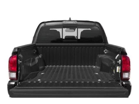 Used 2019 Toyota Tacoma TRD Off-Road image 11