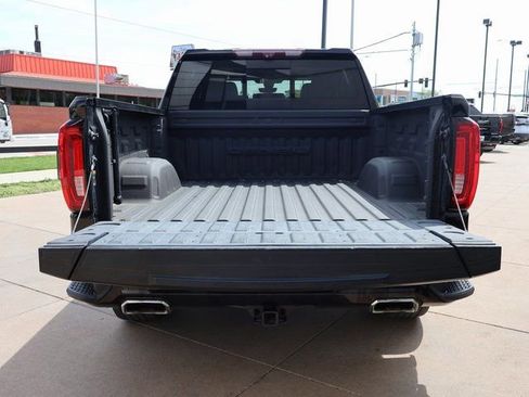 Used 2020 GMC Sierra 1500 Denali w/ Denali Ultimate Package AWD/4WD image 19