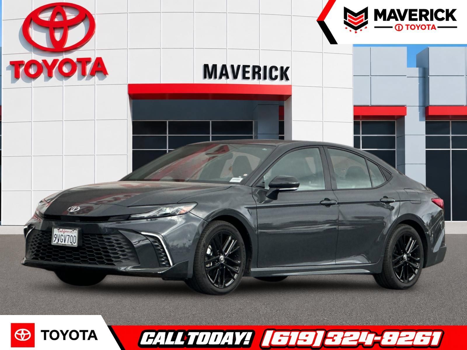 Used 2025 Toyota Camry SE w/ Convenience Package FWD image 1