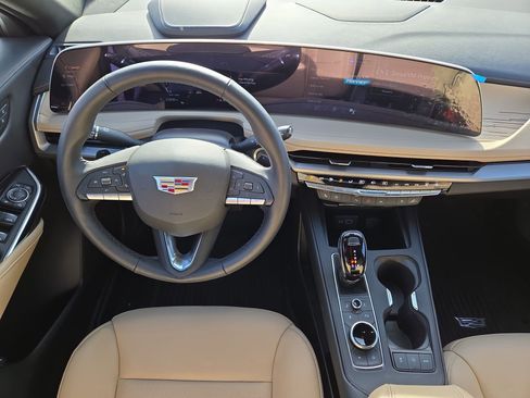 Used 2025 Cadillac XT4 Premium Luxury w/ Technology Package image 14