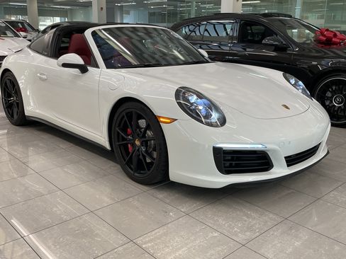 Used 2019 Porsche 911 Targa 4S image 7