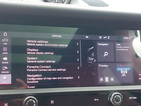 Certified 2025 Porsche Macan AWD/4WD image 24