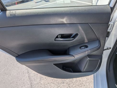 Used 2025 Nissan Sentra SV FWD image 26