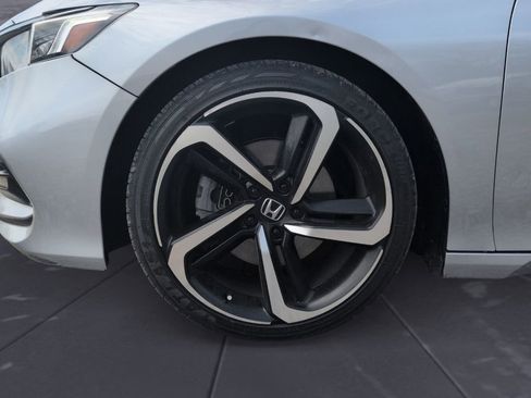 Used 2019 Honda Accord Sport image 24