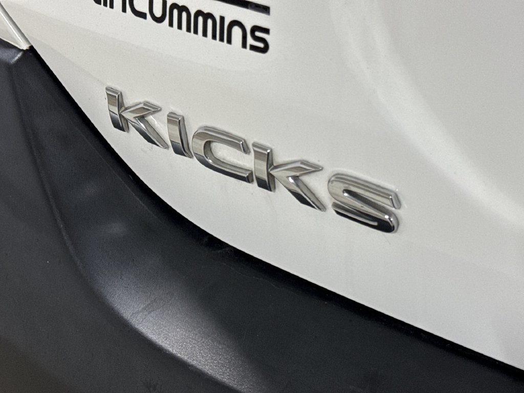 Used 2018 Nissan Kicks S FWD image 25