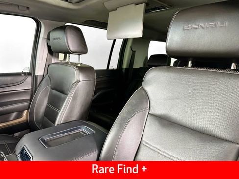 Used 2018 GMC Yukon XL Denali w/ Open Road Package image 3
