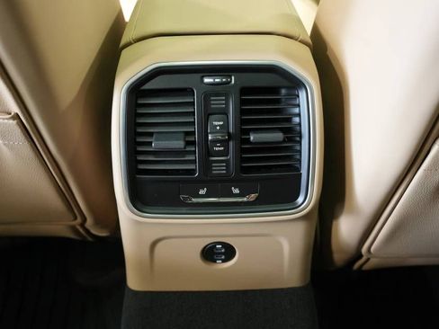 New 2026 Porsche Macan S image 26