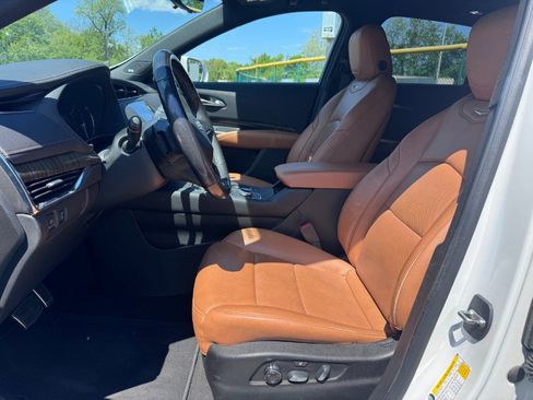 Used 2019 Cadillac XT4 Sport AWD/4WD image 12