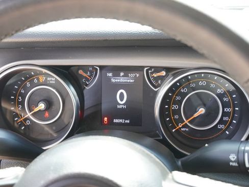 Used 2023 Jeep Gladiator Sport AWD/4WD image 28