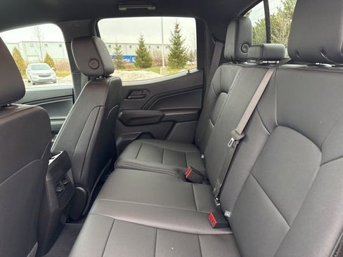 Used 2025 Chevrolet Colorado Trail Boss image 27