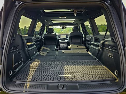 New 2026 Jeep Grand Wagoneer Limited AWD/4WD image 44