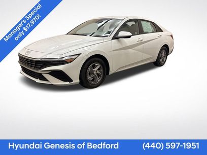 Certified 2025 Hyundai Elantra SE