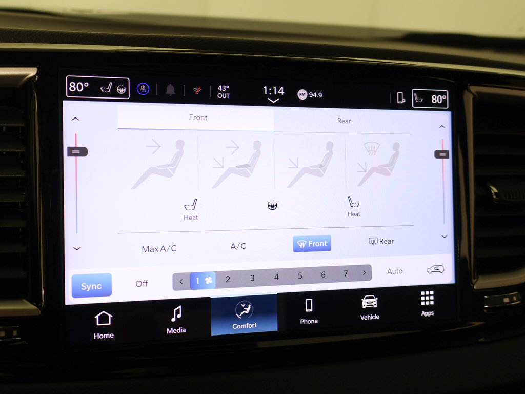 Used 2025 Chrysler Pacifica Select FWD image 47