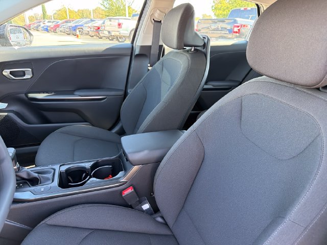 New 2027 Kia K4 FWD image 19