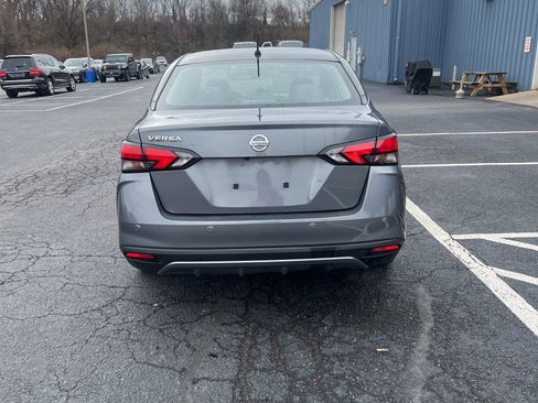 Used 2021 Nissan Versa S image 5