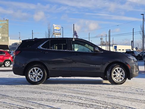 Used 2022 Chevrolet Equinox LT image 23