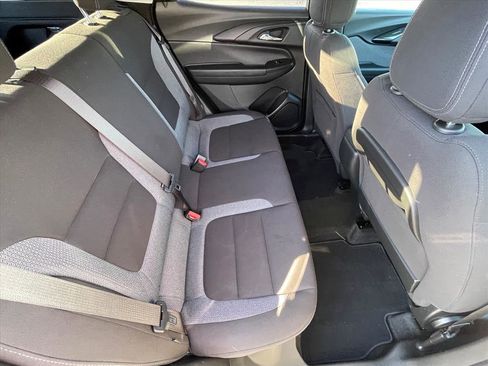 Used 2023 Chevrolet TrailBlazer LT AWD/4WD image 24