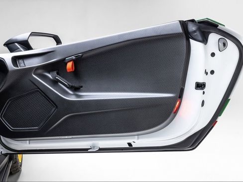 Used 2024 Lamborghini Huracan Sterrato AWD/4WD image 42