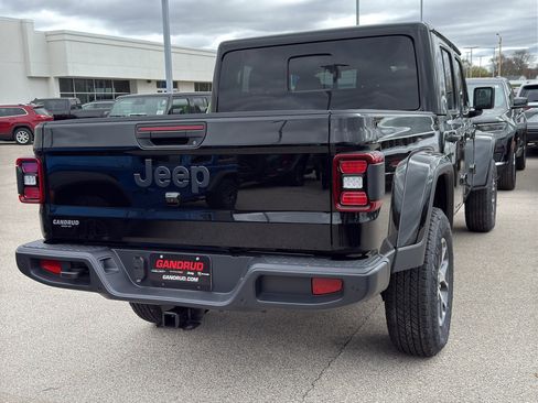 New 2026 Jeep Gladiator Sport AWD/4WD image 5