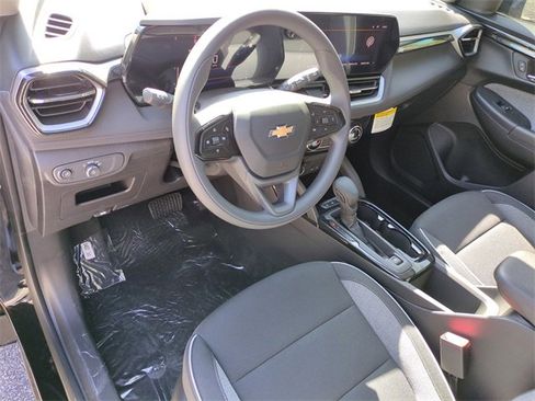 New 2026 Chevrolet TrailBlazer LT image 11
