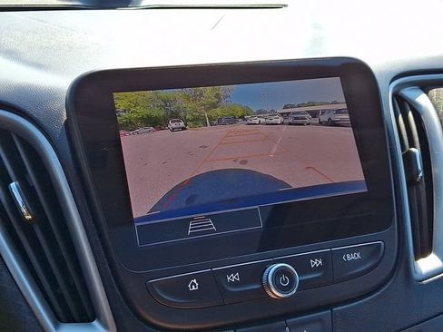 Used 2024 Chevrolet Malibu LT FWD image 21