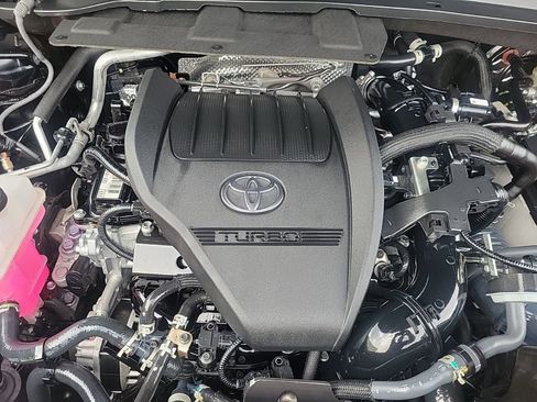 Used 2024 Toyota Grand Highlander Platinum image 19