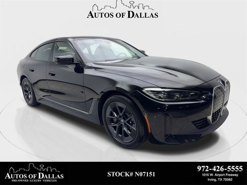 Used 2022 BMW i4 eDrive40 image 1