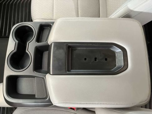 Used 2022 Chevrolet Silverado 1500 LT image 21