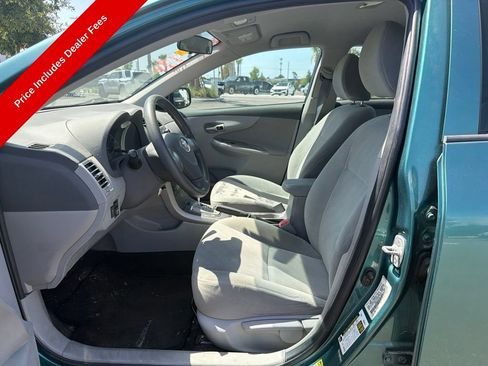 Used 2010 Toyota Corolla LE FWD image 5