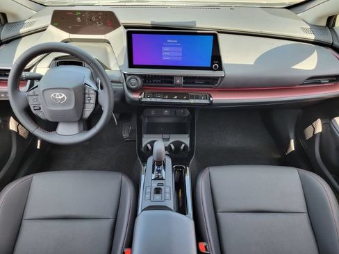 New 2026 Toyota Prius Plug-In Hybrid FWD image 6
