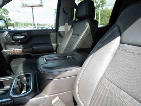 Used 2019 GMC Sierra 1500 Denali w/ Denali Ultimate Package AWD/4WD image 10